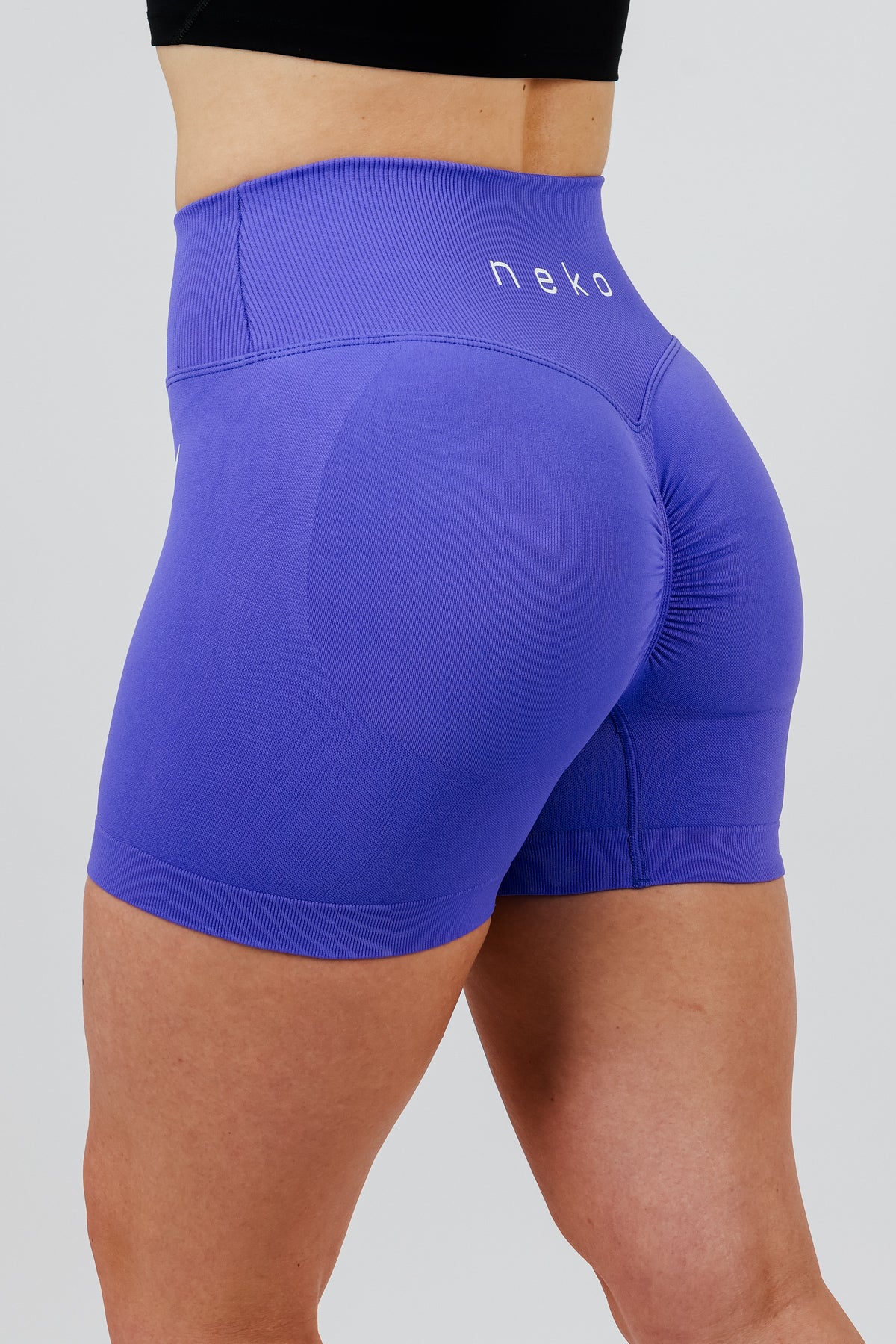 Neko kratke hlače modre