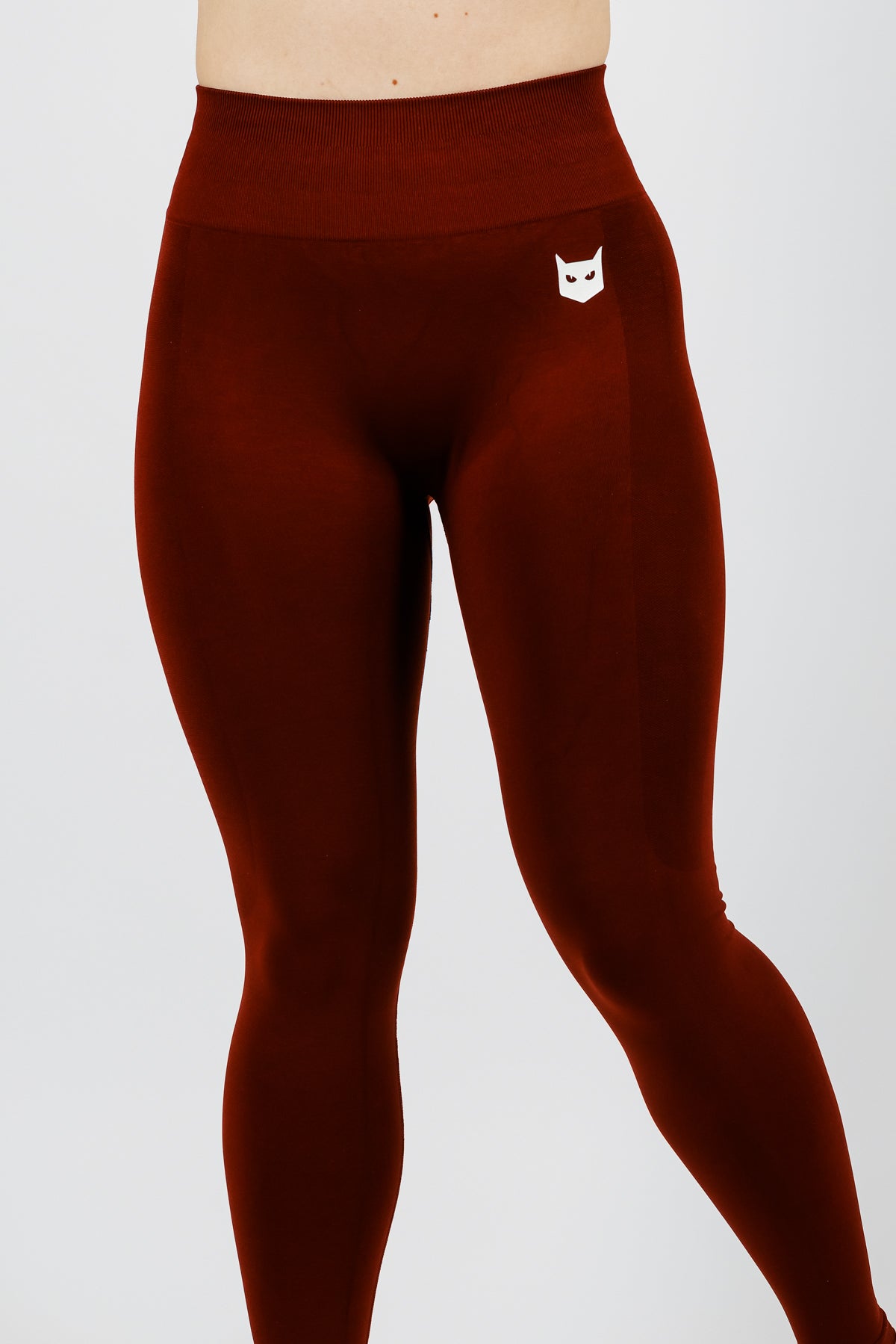 Neko Chikara temnordeče